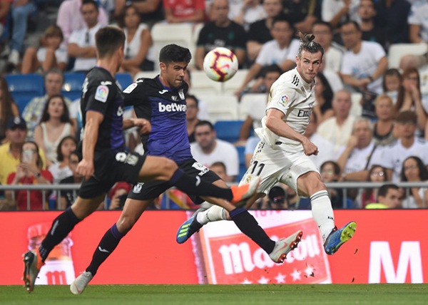 Không Ronaldo, Gareth Bale như mãnh thú sổ lồng - Bóng Đá