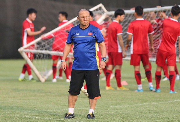 Danh sách đội tuyển Việt Nam dự AFF Cup: Thầy Park trao vé vớt cho ai? - Bóng Đá