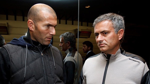 Ảnh bài viết MU khủng hoảng: Zidane, Mourinho và cái tầm của Quỷ đỏ