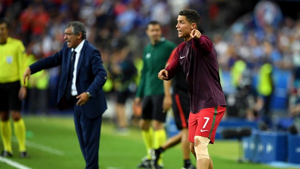 Ronaldo và Mourinho “cả một đời ân oán” với nhau như thế nào? - Bóng Đá