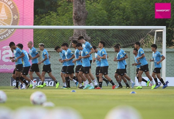 Thái Lan luyện công, tự tin đánh bật mọi đối thủ AFF Cup - Bóng Đá