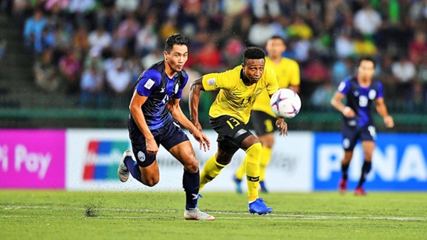 Tuyển Malaysia muốn tăng cường sức mạnh bằng cầu thủ nhập tịch - Bóng Đá