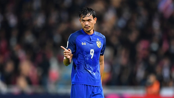 Tiền đạo Adisak: ‘Thái Lan phải trở lại sau thất bại ở AFF Cup’ - Bóng Đá