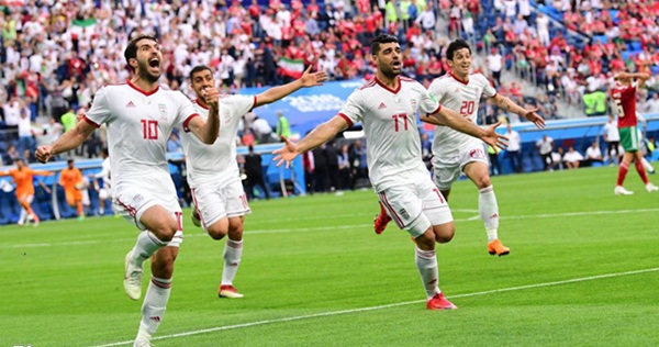 HLV Iran viết tâm thư xúc động trước thềm Asian Cup - Bóng Đá
