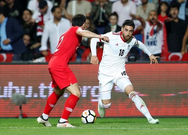 HLV Iran chờ sự trở lại của ngôi sao Premier League - Bóng Đá