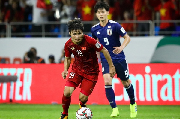 HLV Lee Young-jin: Việt Nam có thể vào vòng loại cuối World Cup - Bóng Đá