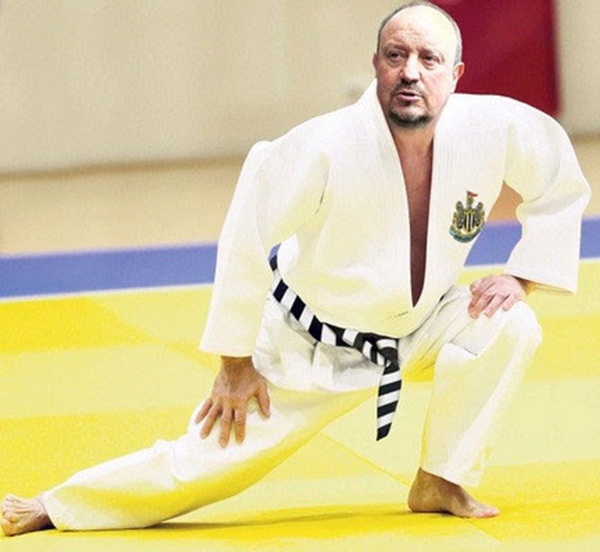 Rafa Benitez thần tượng Lý Tiểu Long, giữ đai nâu Judo - Bóng Đá