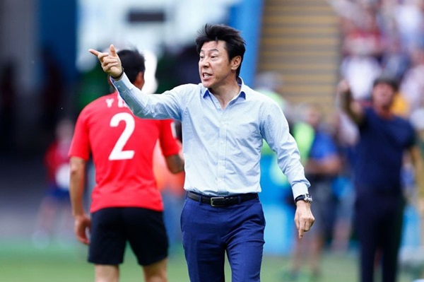 Shin Tae-yong bất tài hay bóng đá Indonesia ảo tưởng sức mạnh?