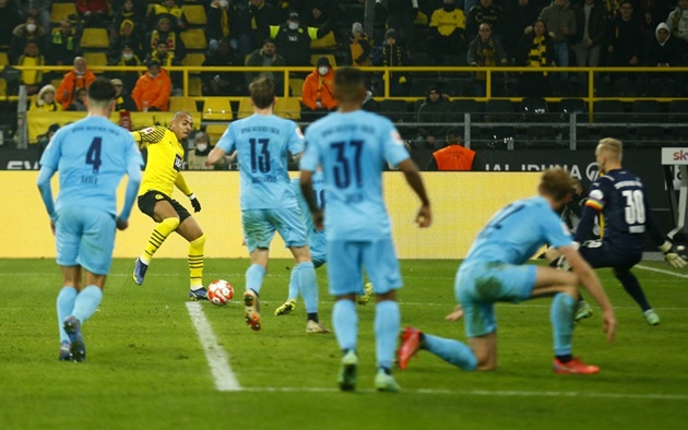 Haaland lập cú đúp trong chiến thắng 3-0 của Dortmund - Bóng Đá