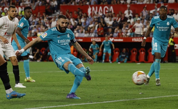 Real Madrid thắng ngược Sevilla ở phút 90+2 - Bóng Đá