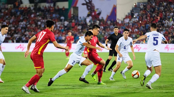 CĐV Thái Lan châm chọc U23 Việt Nam sau trận hòa Philippines - Bóng Đá