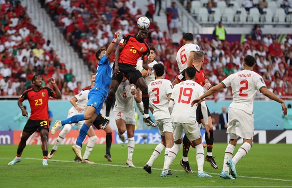 Thủ môn số 1 Maroc biến mất kỳ lạ trước trận thắng Bỉ - Bóng Đá