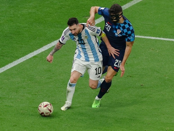 Đừng để Messi đến Mỹ chơi bóng - Bóng Đá