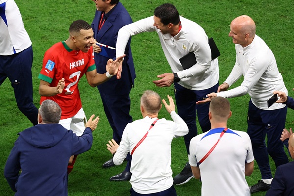 Mbappe muốn quà sinh nhật 24 là Cúp vàng.