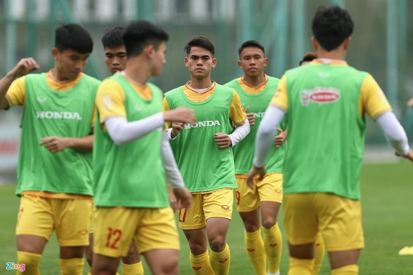 4 cầu thủ U20 Việt Nam lần đầu làm việc với HLV Troussier ở đội U23 - Bóng Đá