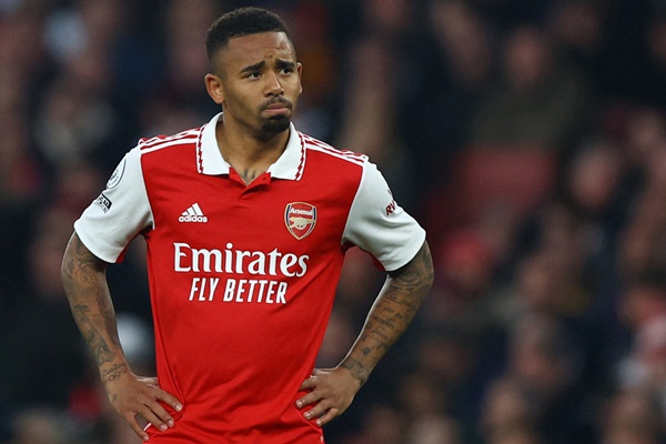 Jesus thi đấu không tốt trong trận hòa Southampton.