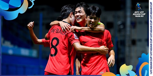 Niềm vui của U17 Hàn Quốc với chiến thắng đậm đà trong ngày ra quân. Ảnh: AFC