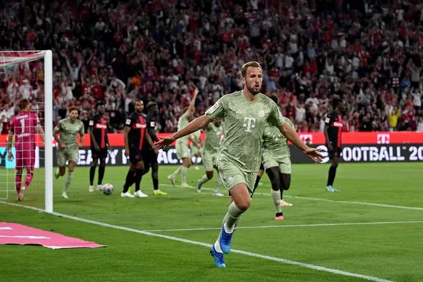 Peter Crouch nói về sai lầm của Ten Hag với Harry Kane - Bóng Đá