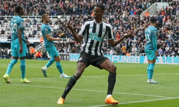 Tottenham đã trải qua thất bại 1 - 6 trước Newcastle ở mùa trước.