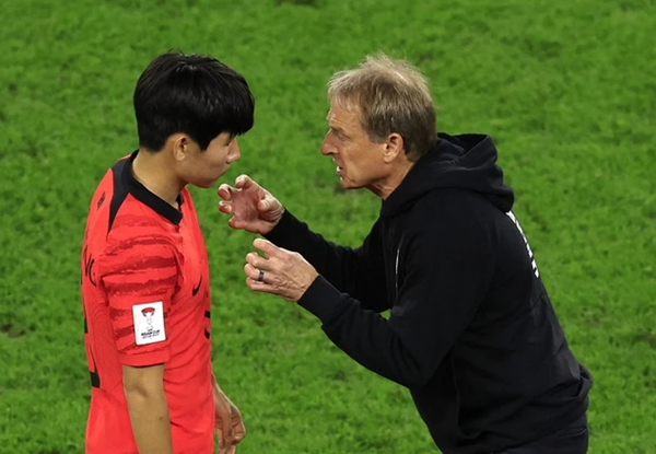 Star News chỉ trích HLV Klinsmann - Bóng Đá