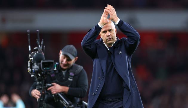 Arne Slot hé lộ chiến thuật không tiền đạo giúp Liverpool hạ Brighton 3-2