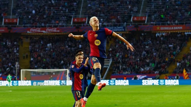 3 điểm nhấn Barcelona 3-1 Espanyol: Sự trở lại của Olmo; Casado đánh bật De Jong