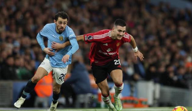 "Man City chơi như đội U15"