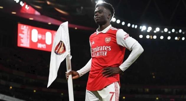 Bukayo Saka trên đường tiếp bước thần tượng Ronaldo