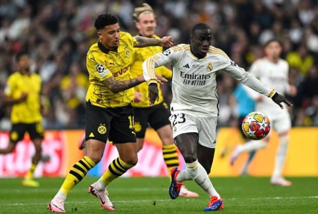 Ảnh bài viết Dortmund bại trận, Man United đã biết nên làm gì với Jadon Sancho