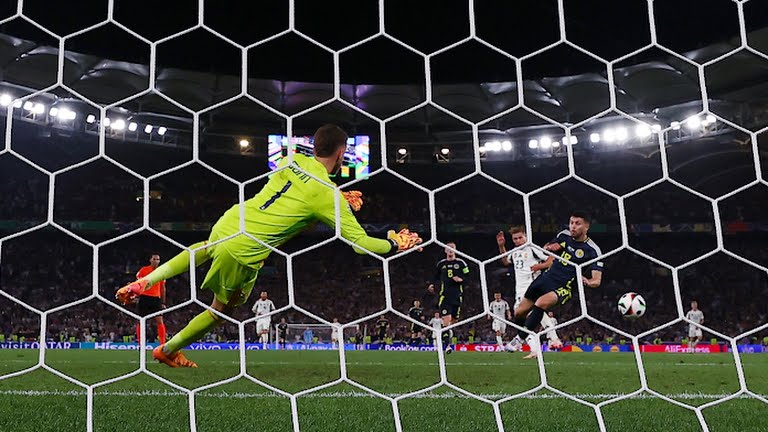 Bàn thua phút 90+10 khiến Scotland chia tay EURO 2024