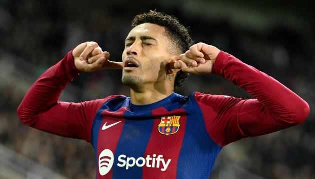 Ảnh bài viết Barcelona ra giá sốc cho Raphinha