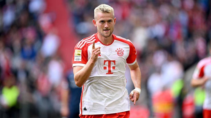 Được M.U săn đón, De Ligt đề đạt nguyện vọng rời Bayern
