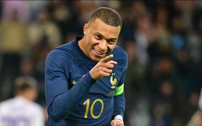 Mbappe: "Một số điều và một số người khiến tôi không vui"