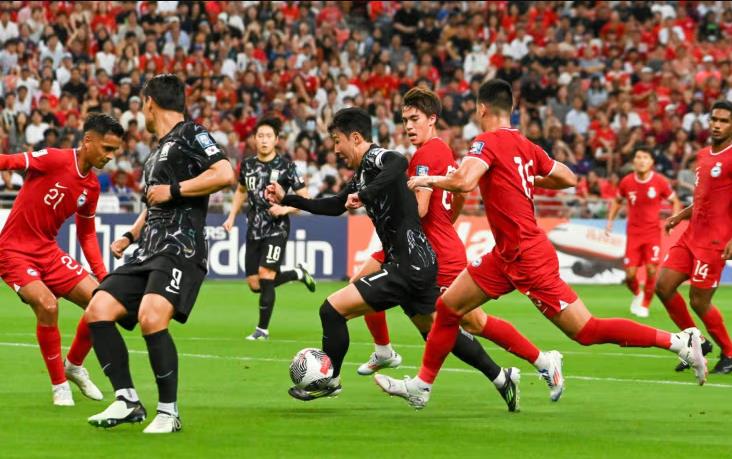 Hàn Quốc ghi 7 bàn vào lưới Singapore, Thái Lan chia điểm với Trung Quốc