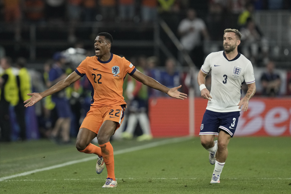 Paul Merson chỉ ra cầu thủ có thể bắt chết Yamal