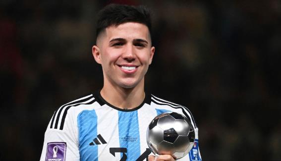 Phân biệt chủng tộc, Enzo Fernandez khiến 3 đồng đội Chelsea phẫn nộ