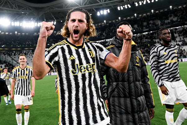 Ảnh bài viết Xác nhận: Liverpool ra quyết định, M.U rộng đường đón Rabiot