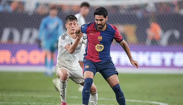 Thắng Valencia, Flick làm rõ tương lai của Gundogan