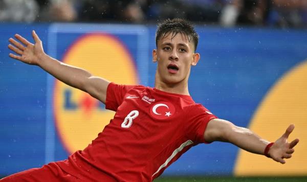 Vai trò nào cho Arda Guler ở Real Madrid?