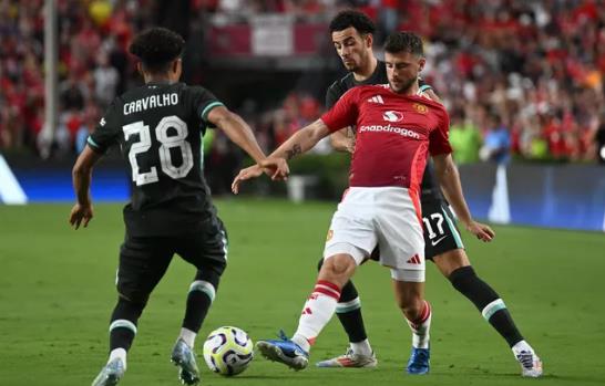 TRỰC TIẾP Man United 0-3 Liverpool (KT): Hủy diệt