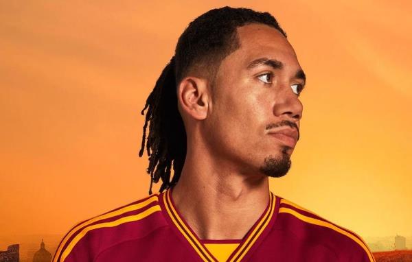 Here we go! Chris Smalling rời Roma, đến Ả Rập