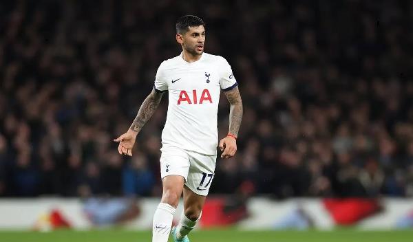 Man United kiên trì theo đuổi Romero