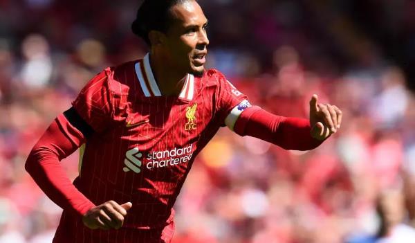 Van Dijk: "Không thể chấp nhận được"