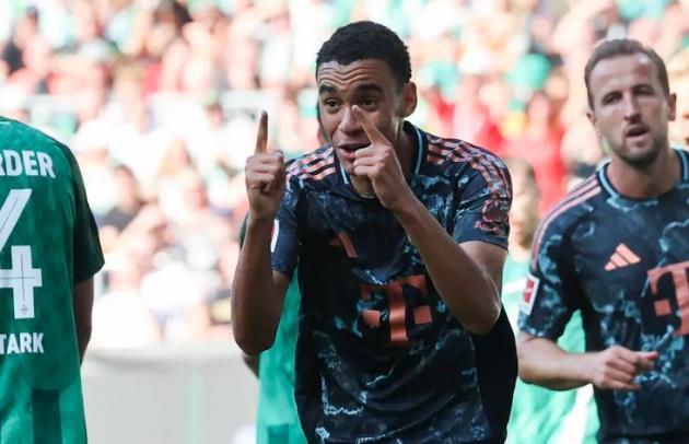 Chủ tịch Bayern Munich: "Cậu ấy là cầu thủ có một không hai"