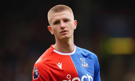 Liverpool kiên trì theo đuổi Adam Wharton