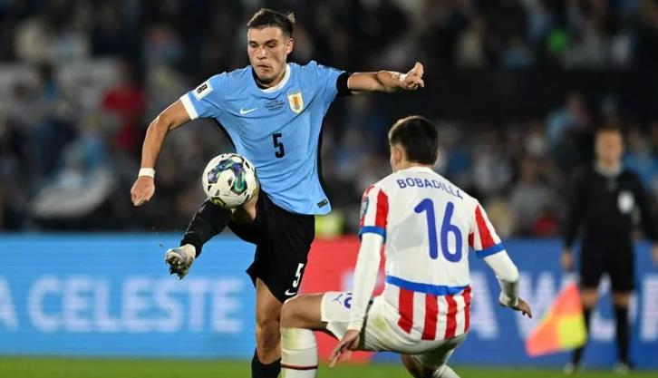 'Hủy diệt' Paraguay, Ugarte như gửi thông điệp đến Ten Hag