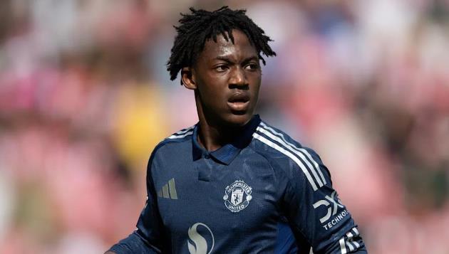 Man Utd báo giá Kobbie Mainoo cho Chelsea
