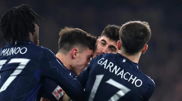 Amorim tìm ra Roy Keane mới cho MU