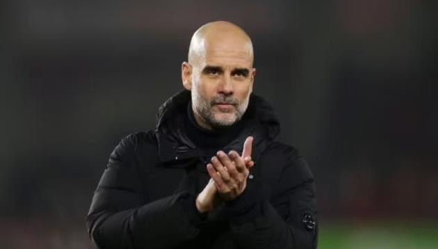 Man City đang thách thức Ngoại hạng Anh khi chi tiêu mạnh tay