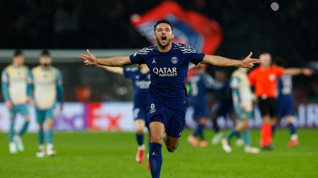 Man City thua ngược PSG, hy vọng ở Champions League trở nên le lói